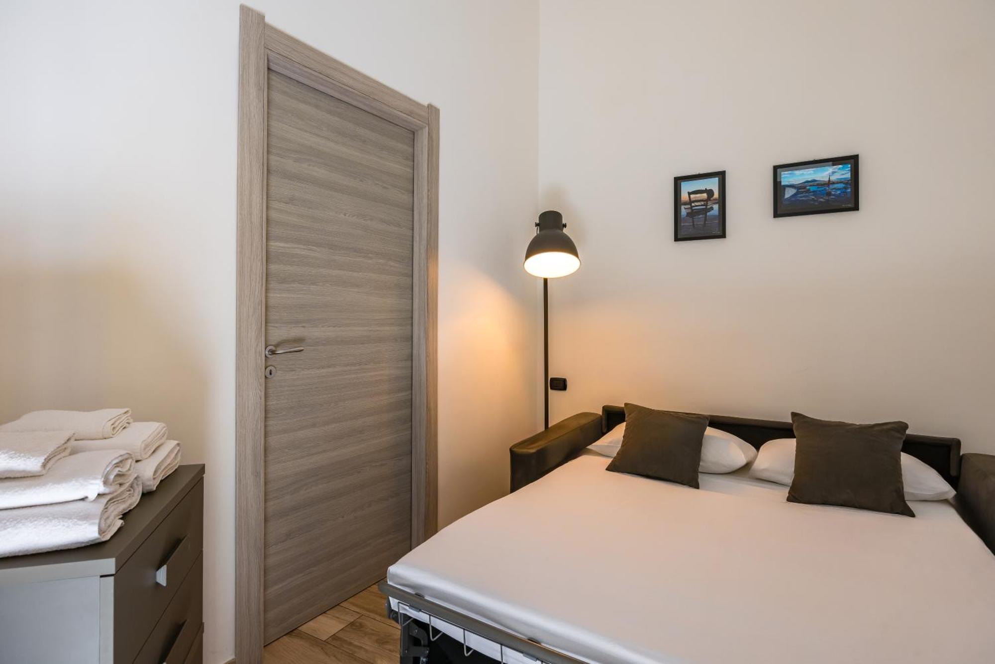 Palazzo Mormando - Modern Apartment Napoli Dış mekan fotoğraf