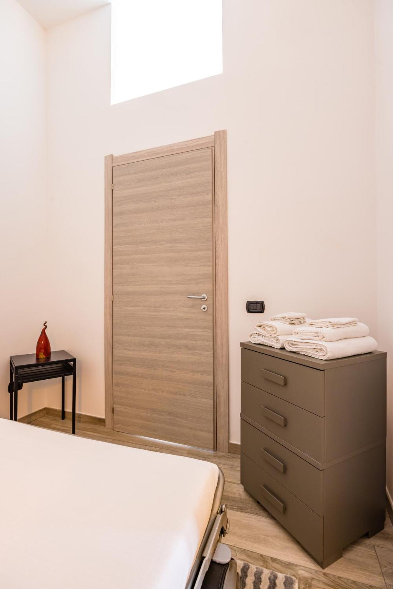 Palazzo Mormando - Modern Apartment Napoli Dış mekan fotoğraf