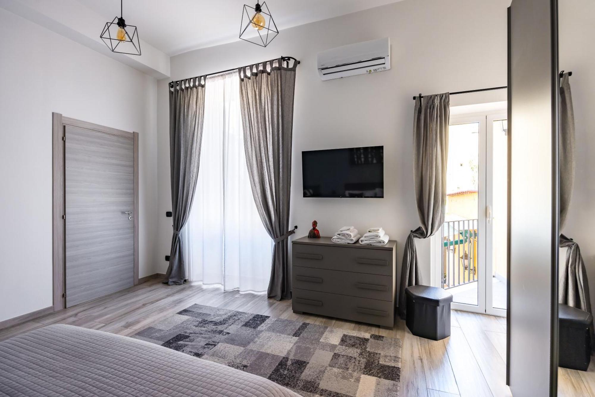Palazzo Mormando - Modern Apartment Napoli Dış mekan fotoğraf